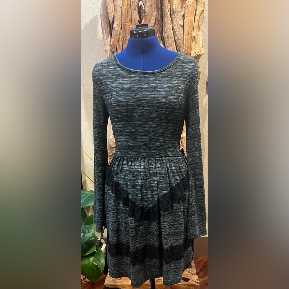 Green Dress with Lace and Open Back